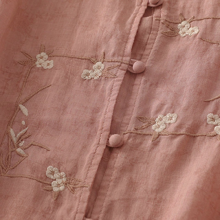 Buddha Stones Camicia estiva da donna con colletto alla coreana, bottoni ricamati e maniche a tre quarti. - image 8