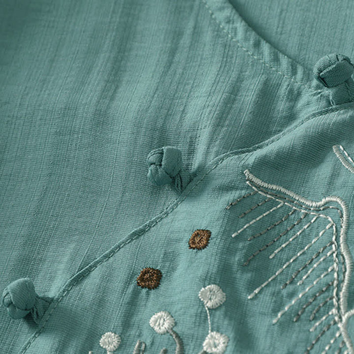 Buddha Stones Camicia da donna a maniche corte con scollo rotondo e ricamo "Summer Mountain". - image 5