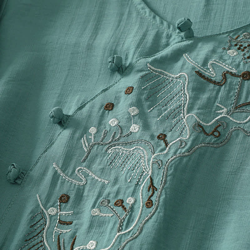 Buddha Stones Camicia da donna a maniche corte con scollo rotondo e ricamo "Summer Mountain". - image 4