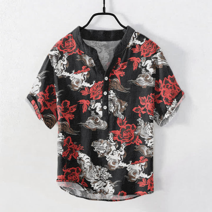 Buddha Stones Camicia Henley da uomo a maniche corte con mezza abbottonatura, in cotone rosso con stampa floreale e nuvole. - Nero - US/UK/AU50, EU60 (5XL) - image 0