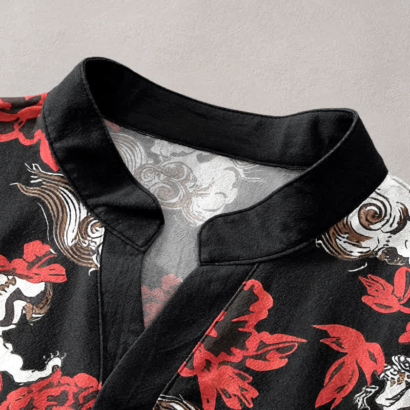 Buddha Stones Camicia Henley da uomo a maniche corte con mezza abbottonatura, in cotone rosso con stampa floreale e nuvole. - image 2