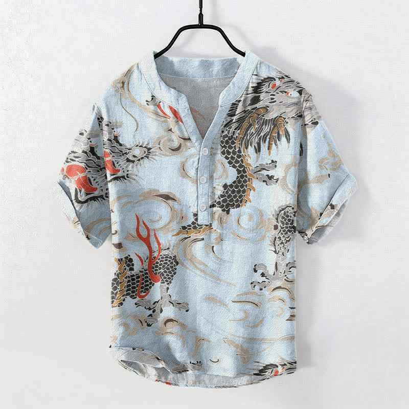 Buddha Stones Camicia Henley da uomo a maniche corte con stampa drago in cotone e mezza abbottonatura - Azzurro chiaro - US/UK/AU50, EU60 (5XL) - image 5