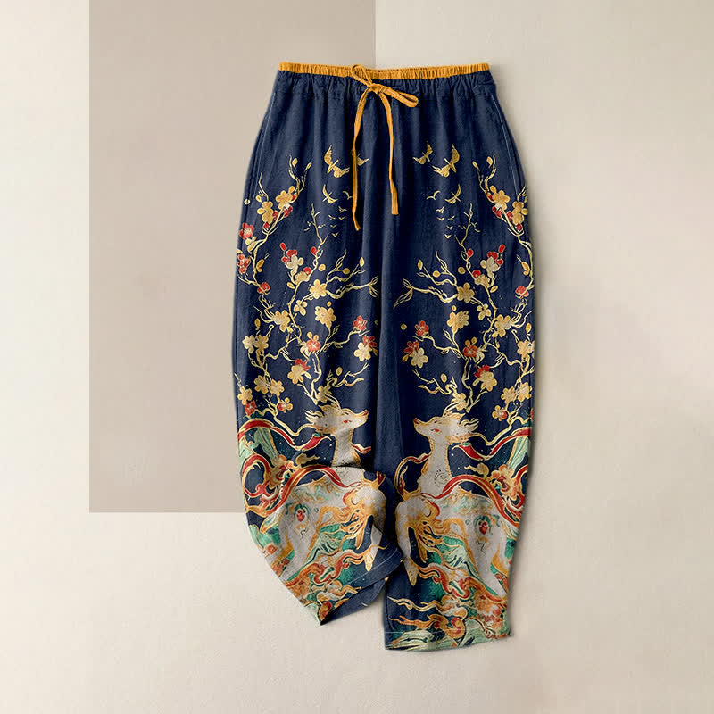 Buddha Stones Pantaloni da donna in puro cotone con coulisse e tasche, stampa di cervi e fiori di prugno. - Blu notte - US16, UK/AU20, EU48 (3XL) - image 0