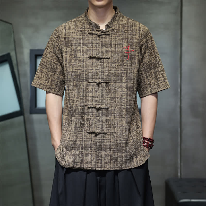 Buddha Stones Camicia da uomo estiva casual a maniche corte con colletto alla coreana e bottoni a rana, tinta unita. - Perù - US/UK/AU46, EU56 (5XL) - image 11