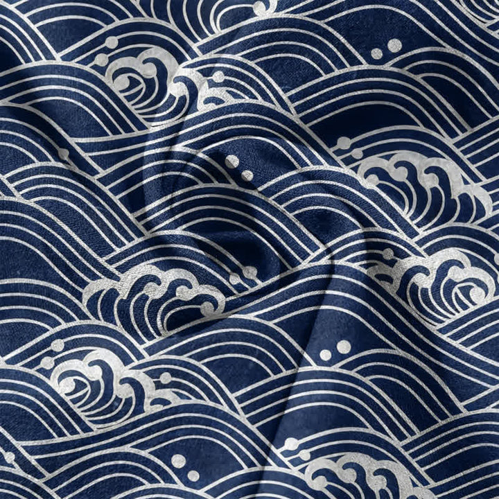 Buddha Stones Camicia da uomo a maniche corte con bottoni a metà, modello Cotton Wave Emblem. - image 2