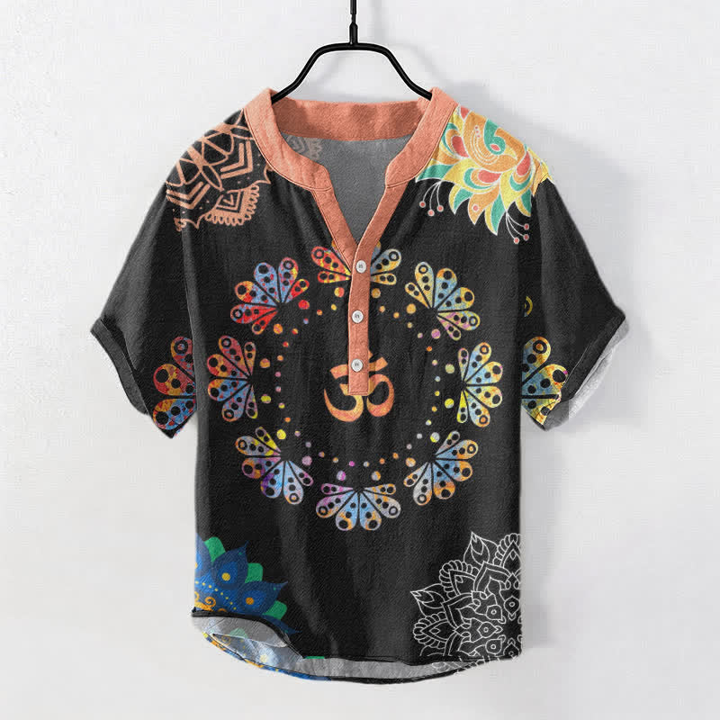 Buddha Stones Camicia da uomo a maniche corte con bottoni a metà, in cotone, con emblema Om Lotus Mandala e pavone. - Nero - US/UK/AU50, EU60 (5XL) - image 0