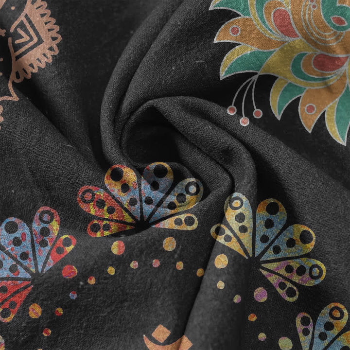 Buddha Stones Camicia da uomo a maniche corte con bottoni a metà, in cotone, con emblema Om Lotus Mandala e pavone. - image 4