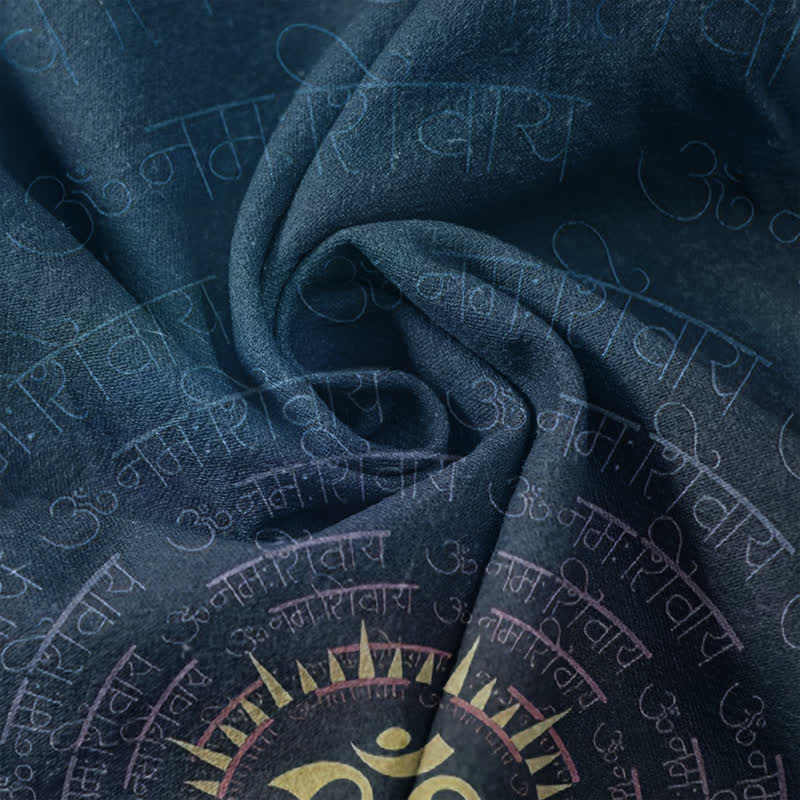 Buddha Stones Camicia da uomo a maniche corte con bottoni a metà, in cotone, con emblema del mantra Om. - image 4