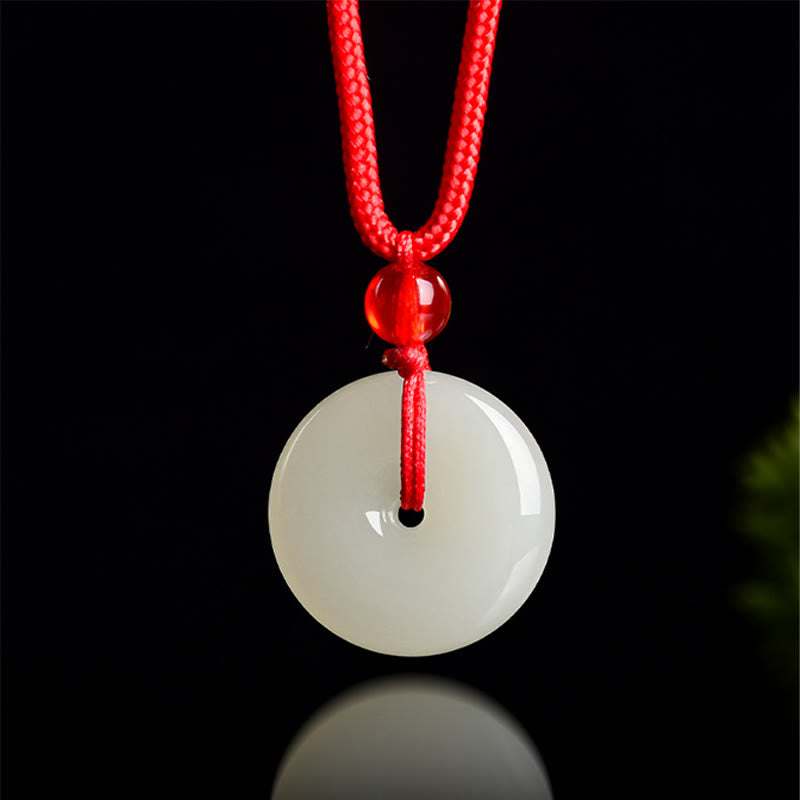 Buddha Stones Ciondolo con fibbia di giada a forma di pace e corda rossa, ideale per una collana con abbondanza. - image 8