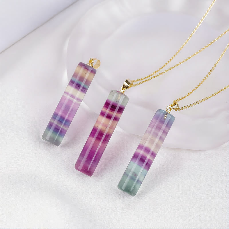 Buddha Stones Collana con ciondolo cilindrico protettivo in fluorite naturale colorata. - image 0