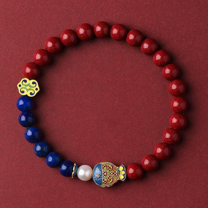 Buddha Stones Braccialetto con ciondolo a forma di nuvola Ruyi, carpe koi, cinabro e lapislazzuli. - Cinabro (circonferenza del polso 14-15 cm) - image 0