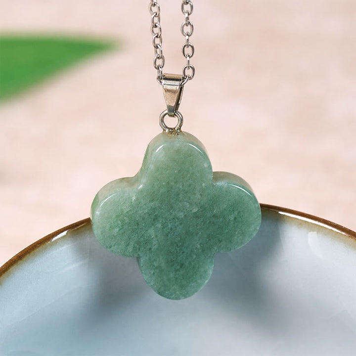 Buddha Stones Collana con ciondolo a forma di fiore di prugno, in vari cristalli verdi, avventurina, ossidiana nera, occhio di tigre e portafortuna. - Avventurina verde (naturale - lievi irregolarità) - image 0