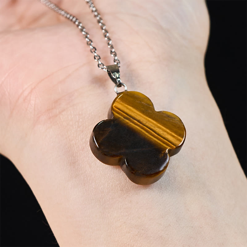 Buddha Stones Collana con ciondolo a forma di fiore di prugno, in vari cristalli verdi, avventurina, ossidiana nera, occhio di tigre e portafortuna. - image 16
