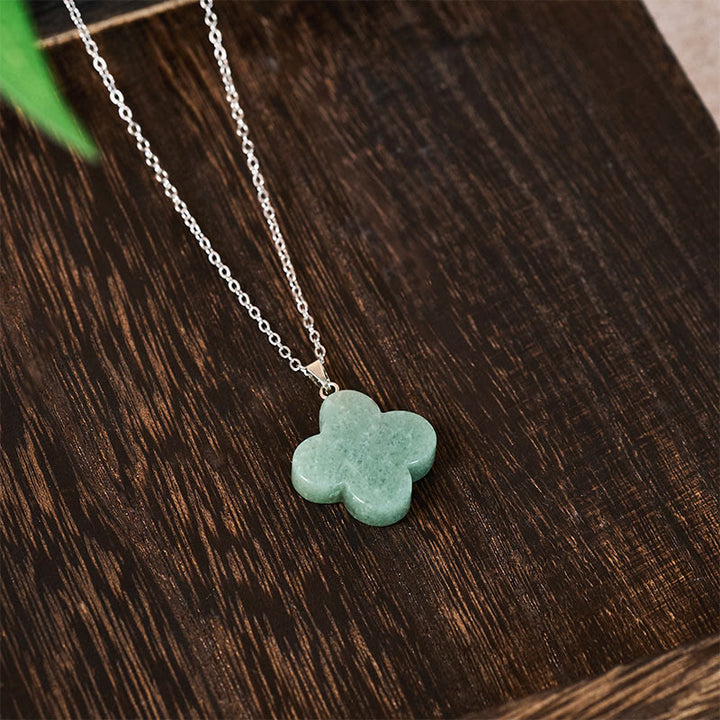 Buddha Stones Collana con ciondolo a forma di fiore di prugno, in vari cristalli verdi, avventurina, ossidiana nera, occhio di tigre e portafortuna. - image 4