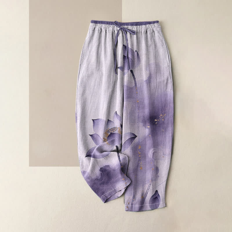 Buddha Stones Pantaloni da donna in puro cotone con elastico in vita e tasche, fantasia loto con macchie dorate. - Lavanda - US16, UK/AU20, EU48 (3XL) - image 3