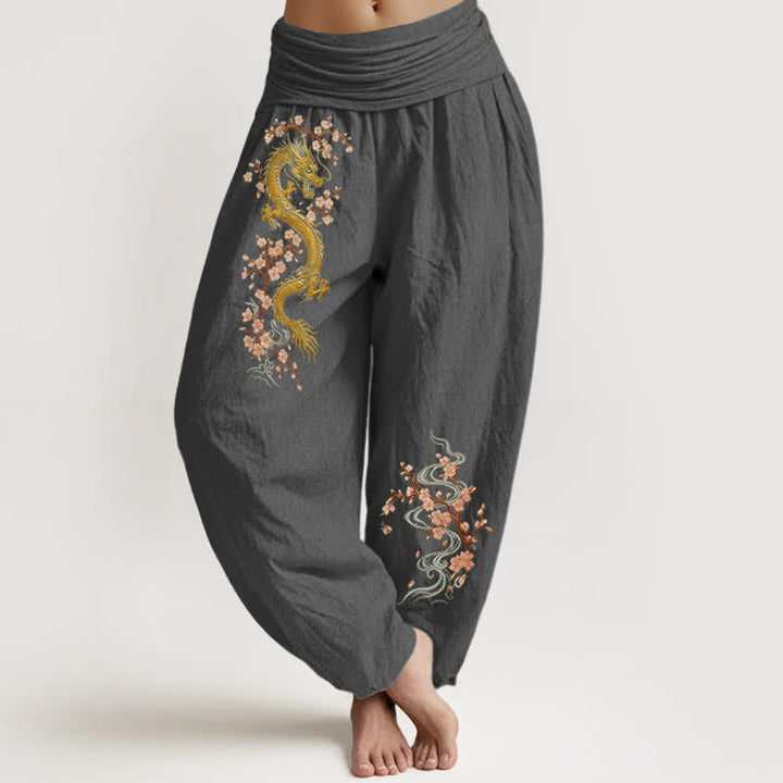 Buddha Stones Pantaloni harem da donna in puro cotone con motivo drago dorato e fiori rosa, vita elasticizzata. - Grigio tenue - US16, UK/AU20, EU48 (3XL) - image 11