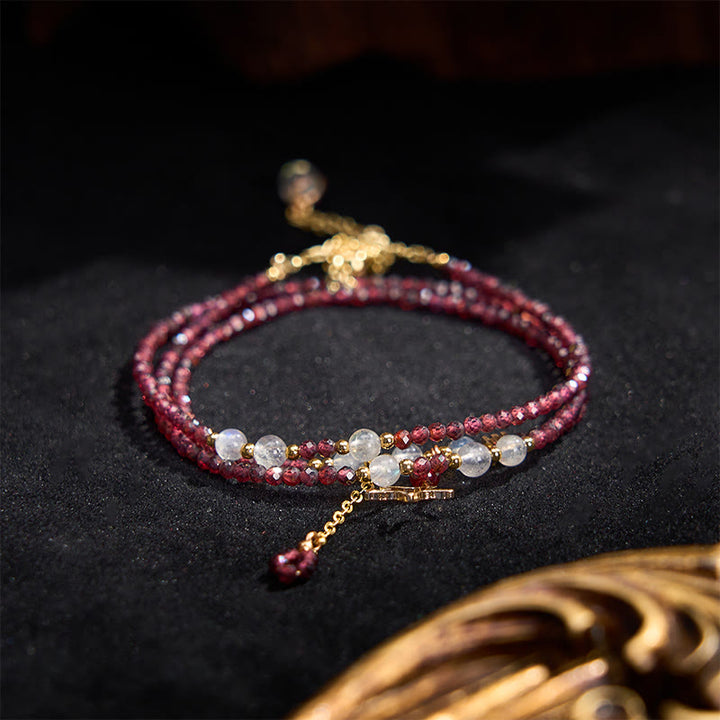 Buddha Stones Bracciale Passione a triplo giro con stelle di granato naturale - image 2