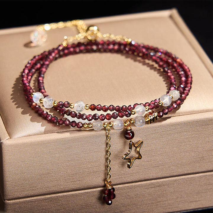 Buddha Stones Bracciale Passione a triplo giro con stelle di granato naturale - Granato (Circonferenza del polso: 14–15 cm) - image 0