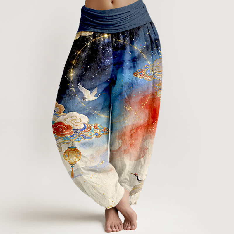 Buddha Stones Pantaloni harem da donna in puro cotone con motivo gru, nuvole, lanterne e cielo notturno, con elastico in vita. - Marina - US16, UK/AU20, EU48 (3XL) - image 0