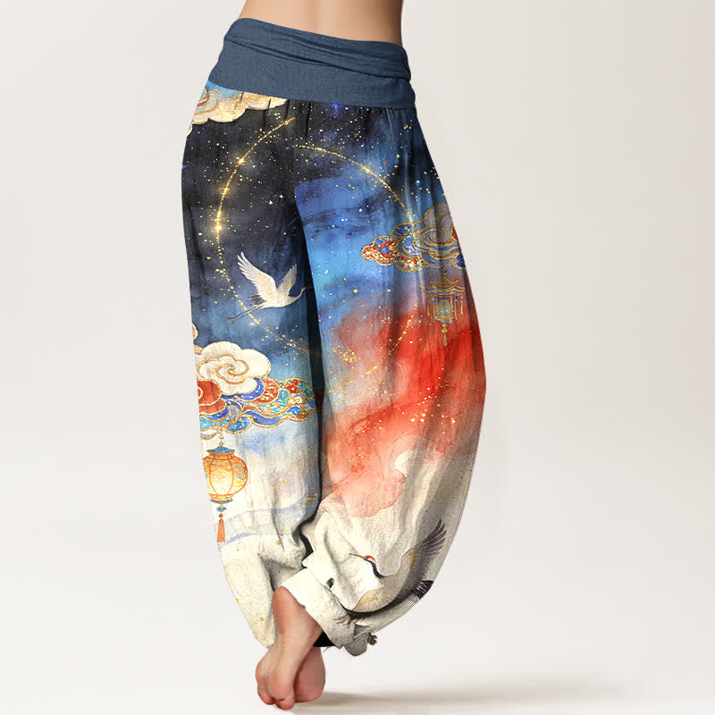 Buddha Stones Pantaloni harem da donna in puro cotone con motivo gru, nuvole, lanterne e cielo notturno, con elastico in vita. - image 1