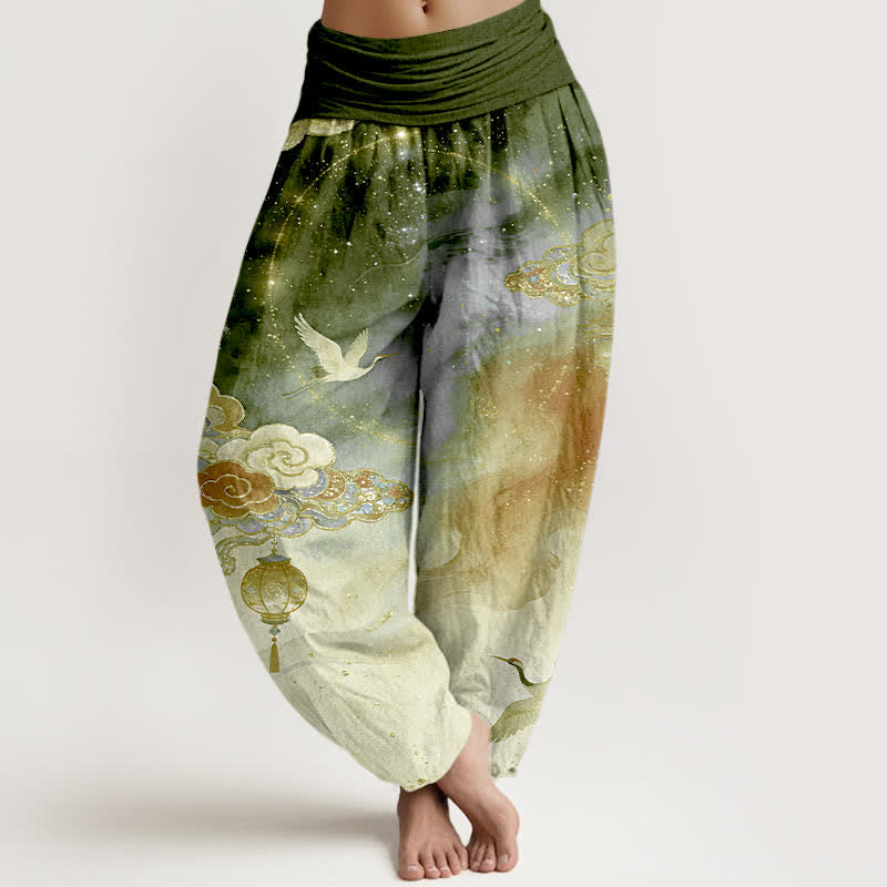 Buddha Stones Pantaloni harem da donna in puro cotone con motivo gru, nuvole, lanterne e cielo notturno, con elastico in vita. - Oliva - US16, UK/AU20, EU48 (3XL) - image 8