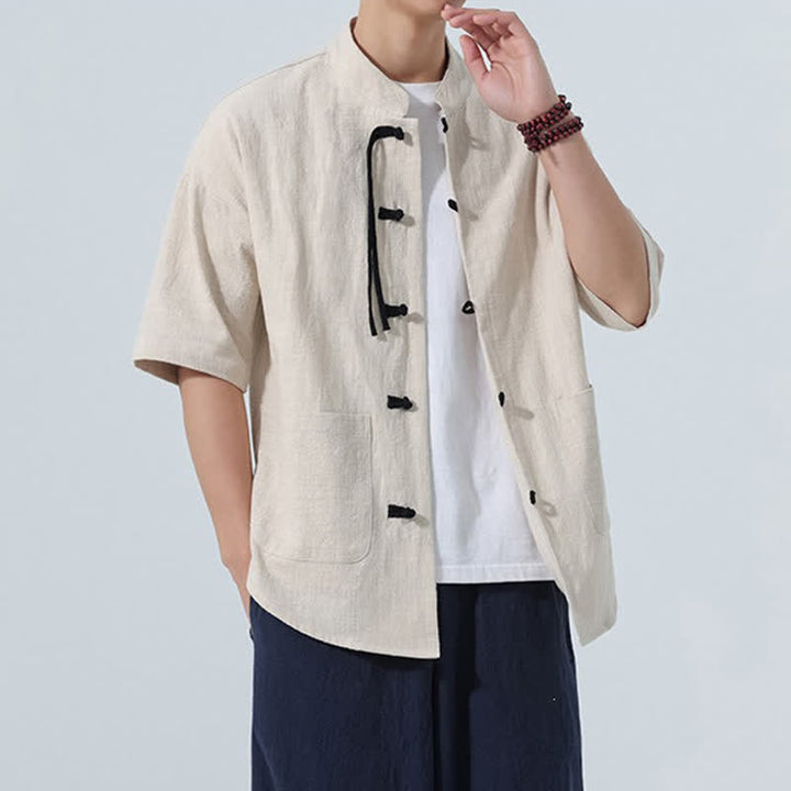 Buddha Stones Camicia da uomo estiva casual a maniche corte con colletto alla coreana, bottoni a rana e tasche. - image 5