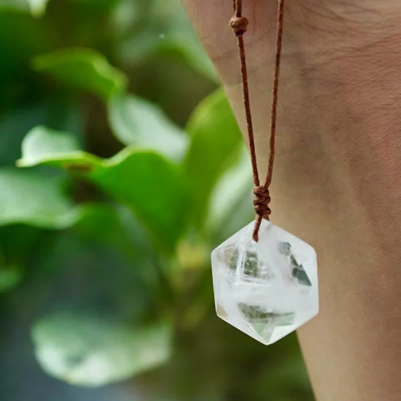 Buddha Stones Collana con ciondolo a forma di Stella di David intagliata in quarzo trasparente, agata indiana e ametista, ideale per trattamenti curativi. - image 1