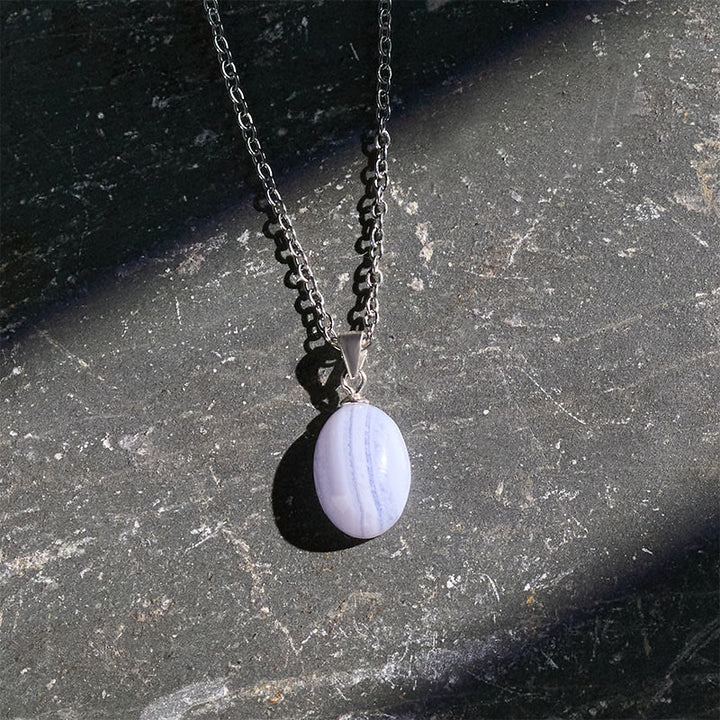 Buddha Stones Collana con ciondolo a catena in agata blu naturale con cristalli di trasparenza - image 3