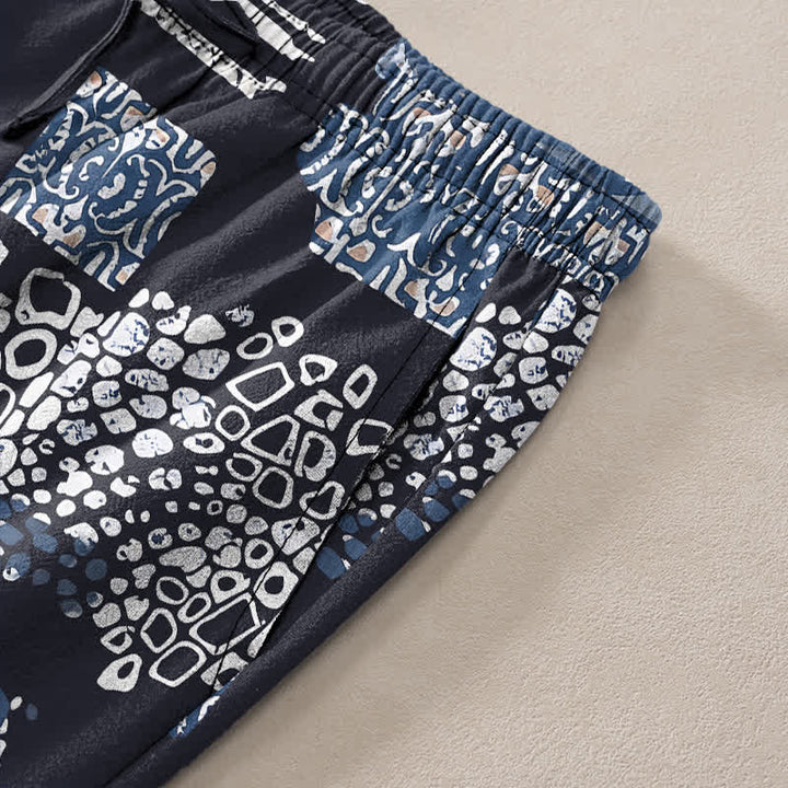 Buddha Stones Pantaloni da uomo affusolati in cotone con motivo patchwork geometrico e tasche. - image 2
