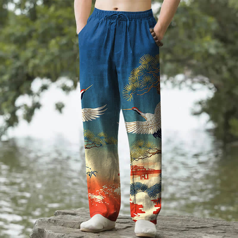 Buddha Stones Pantaloni da uomo affusolati con tasche, in cotone, con motivo paesaggistico "Crane Pine Temple". - Blu reale - US/UK/AU50, EU60 (5XL) - image 4