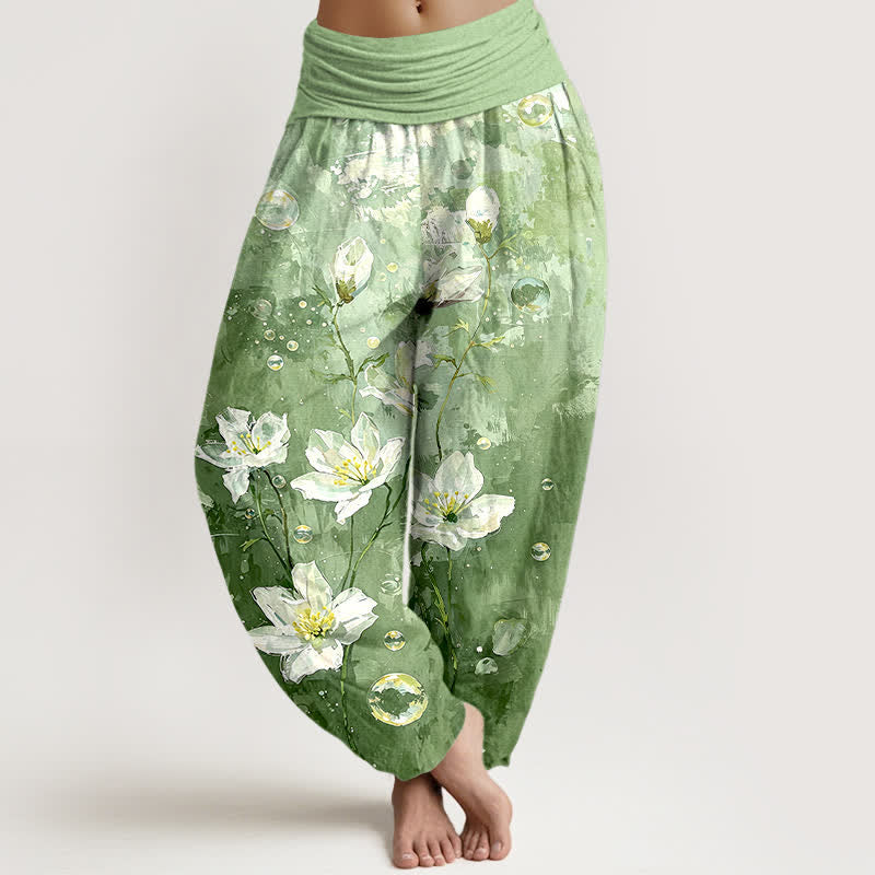 Buddha Stones Pantaloni harem da donna in puro cotone con motivo a loto bianco acquerellato e vita elasticizzata. - Verde chiaro - US16, UK/AU20, EU48 (3XL) - image 0