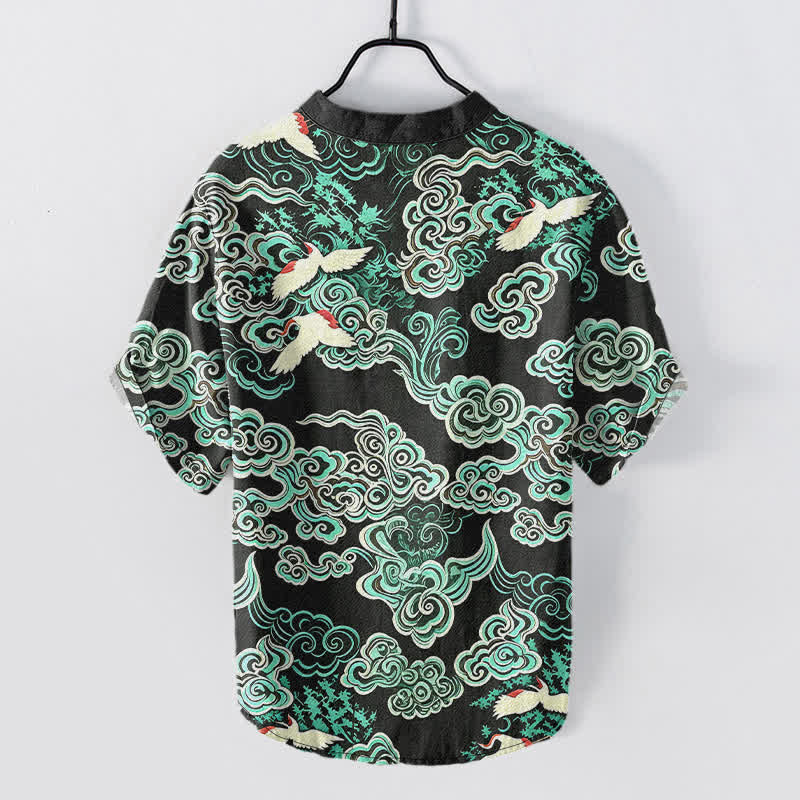 Buddha Stones Camicia da uomo a maniche corte con mezza abbottonatura, in cotone, con motivo a gru e nuvole color menta. - image 1