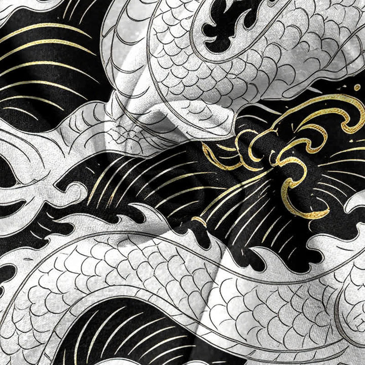 Buddha Stones Camicia da uomo a maniche corte con mezza abbottonatura, in cotone bianco con motivo a onde di drago. - image 4