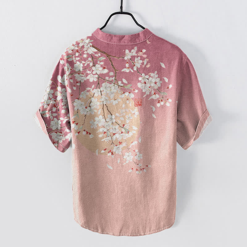 Buddha Stones Camicia da uomo a maniche corte con mezza abbottonatura, in puro cotone, con motivo ad acquerello di fiori di ciliegio. - image 1
