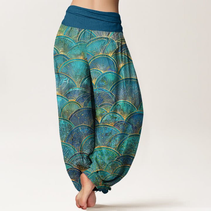 Buddha Stones Pantaloni harem da donna in puro cotone turchese con motivo a ventaglio e elastico in vita. - image 1