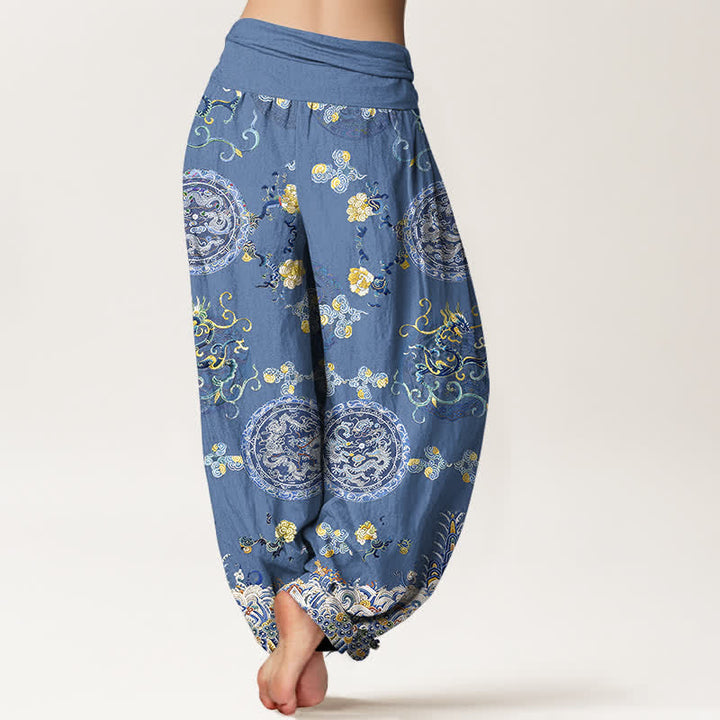 Buddha Stones Pantaloni harem da donna in cotone indaco con motivo a medaglione e drago, vita elasticizzata. - image 6