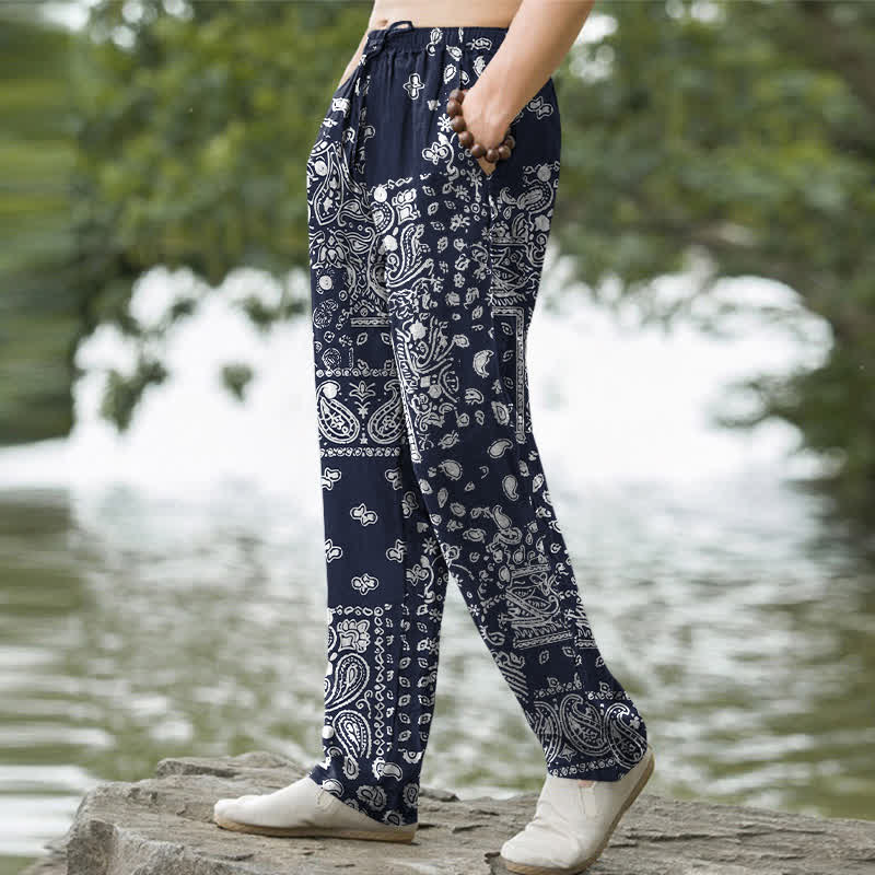 Buddha Stones Pantaloni da uomo affusolati in cotone con motivo patchwork paisley bianco e nero e tasche. - image 5