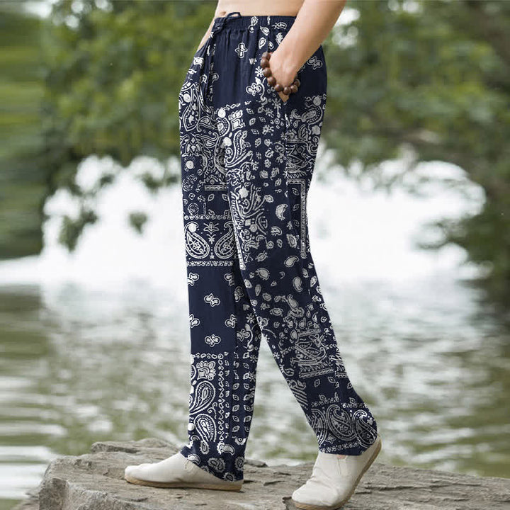 Buddha Stones Pantaloni da uomo affusolati in cotone con motivo patchwork paisley bianco e nero e tasche. - image 5