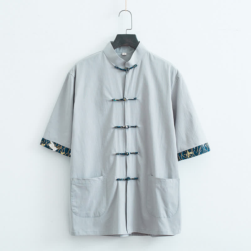 Buddha Stones Camicia da uomo a maniche corte, tinta unita, con colletto alla coreana, bottoni a rana, stile Tang estivo, con tasche. - Grigio chiaro - US/UK/AU44, EU54 (4XL) - image 2