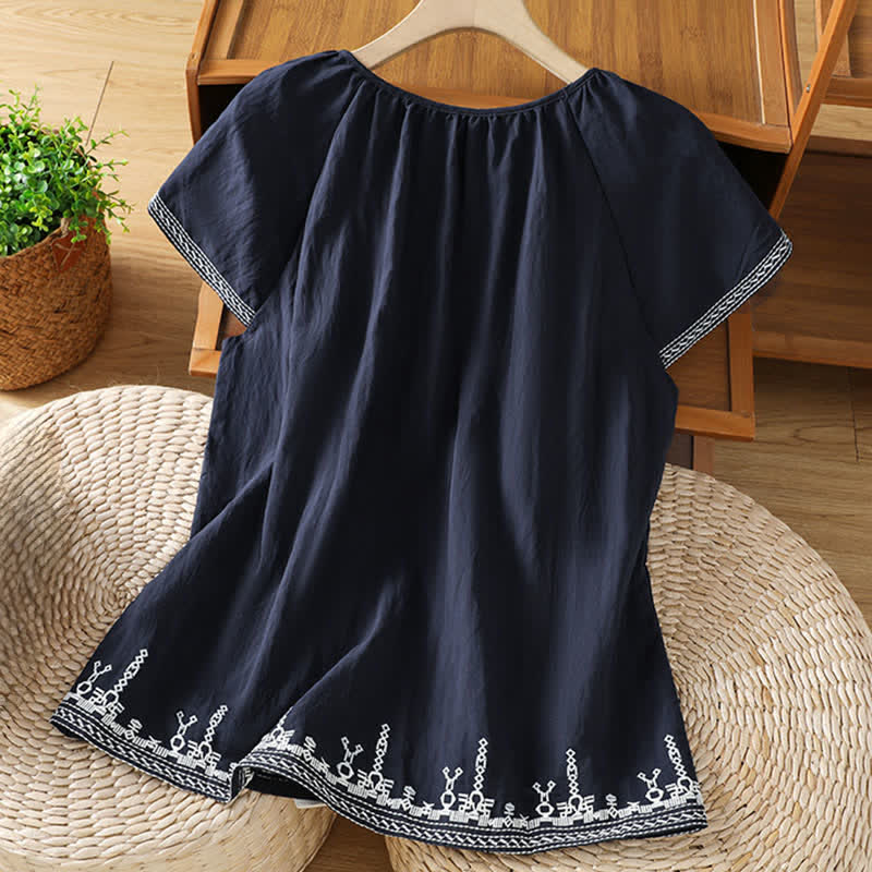 Buddha Stones T-shirt da donna a maniche corte con ricami floreali in stile boho estivo. - image 1
