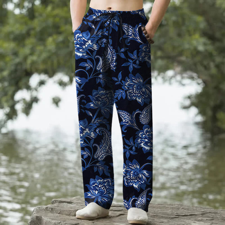 Buddha Stones Pantaloni da uomo affusolati in cotone blu con fantasia floreale paisley e tasche. - Nero - US/UK/AU50, EU60 (5XL) - image 0