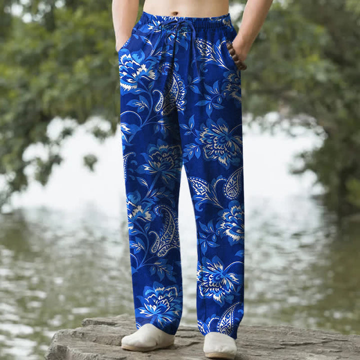 Buddha Stones Pantaloni da uomo affusolati in cotone blu con fantasia floreale paisley e tasche. - Blu reale - US/UK/AU50, EU60 (5XL) - image 4