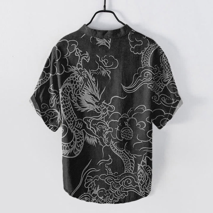 Buddha Stones Camicia da uomo a maniche corte con mezza abbottonatura, in cotone bianco con motivo drago e nuvole. - image 8