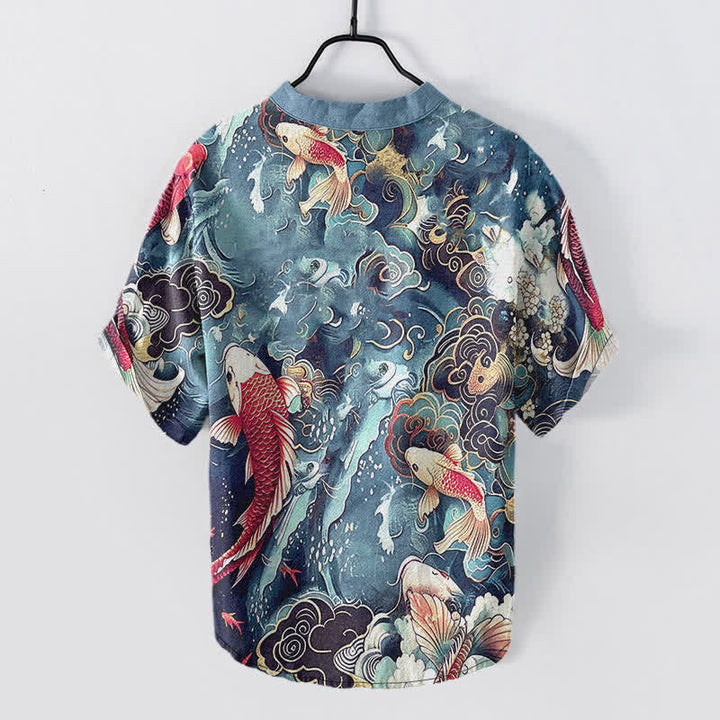 Buddha Stones Camicia da uomo a maniche corte con mezza abbottonatura e motivo a onde di pesci koi in cotone. - image 6