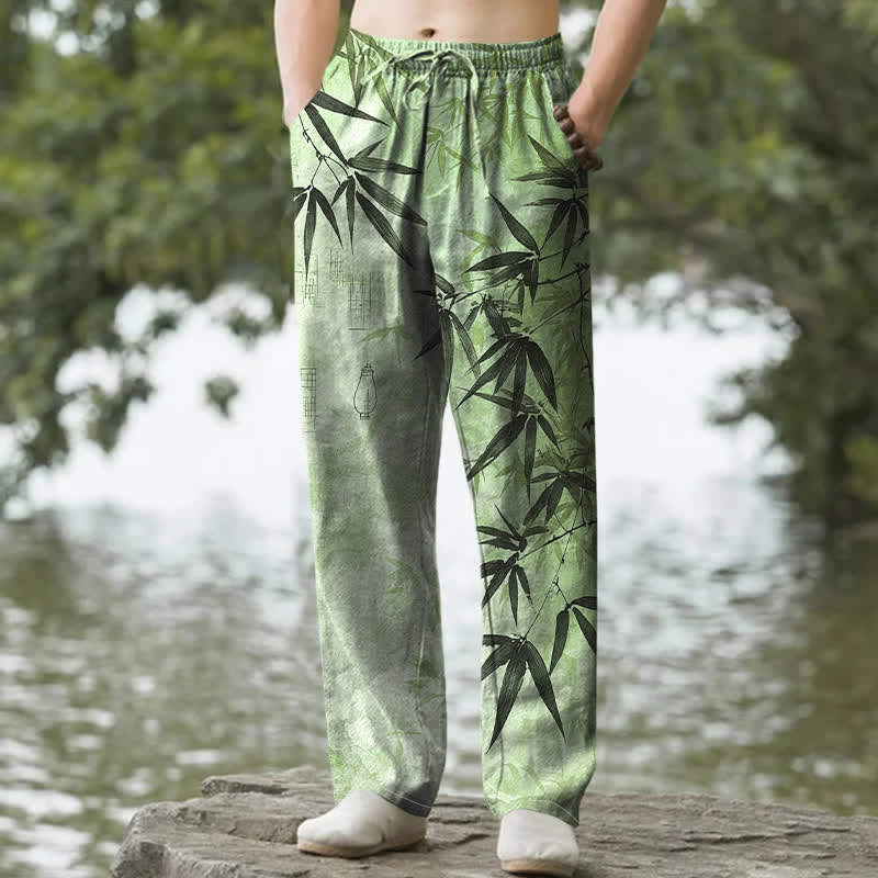 Buddha Stones Pantaloni da uomo affusolati con tasche, stampa a foglie di bambù, in inchiostro di cotone. - Verde pallido - US/UK/AU50, EU60 (5XL) - image 0