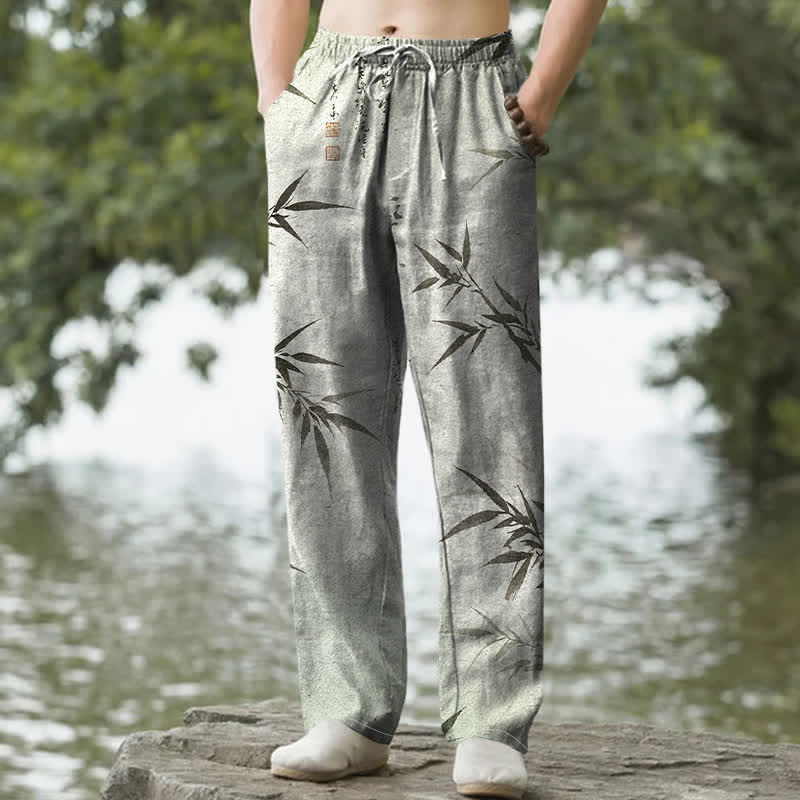 Buddha Stones Pantaloni da uomo affusolati con tasche, stampa a foglie di bambù, in inchiostro di cotone. - Melata - US/UK/AU50, EU60 (5XL) - image 0