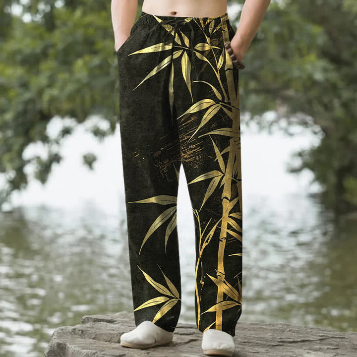 Buddha Stones Pantaloni da uomo affusolati in cotone con motivo a foglie di bambù dorate e tasche. - Nero - US/UK/AU50, EU60 (5XL) - image 0