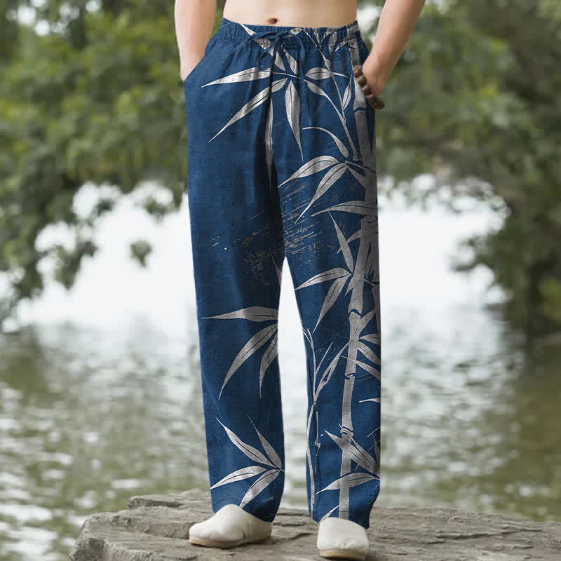 Buddha Stones Pantaloni da uomo affusolati in cotone con motivo a foglie di bambù dorate e tasche. - Marina - US/UK/AU50, EU60 (5XL) - image 8