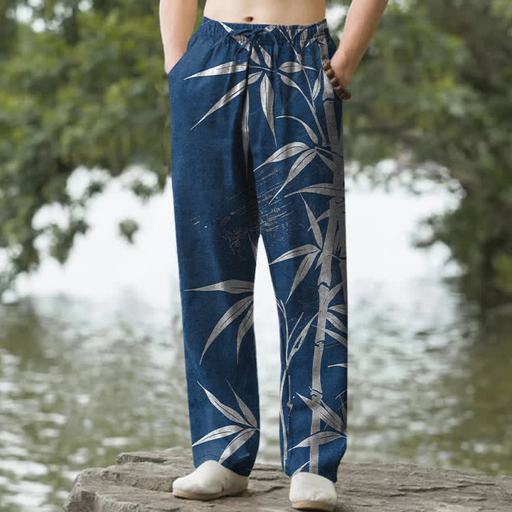 Buddha Stones Pantaloni da uomo affusolati in cotone con motivo a foglie di bambù dorate e tasche. - Marina - US/UK/AU50, EU60 (5XL) - image 8