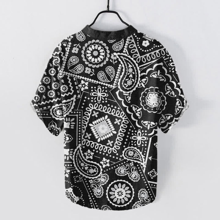Buddha Stones Camicia da uomo classica in cotone bianco con motivo paisley, maniche corte e mezza bottoni. - image 1